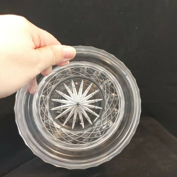 ABP American Brilliant Period Cut Glass~Crystal Heavy Vase Criss Cross~8.5” tall - Picture 6 of 9